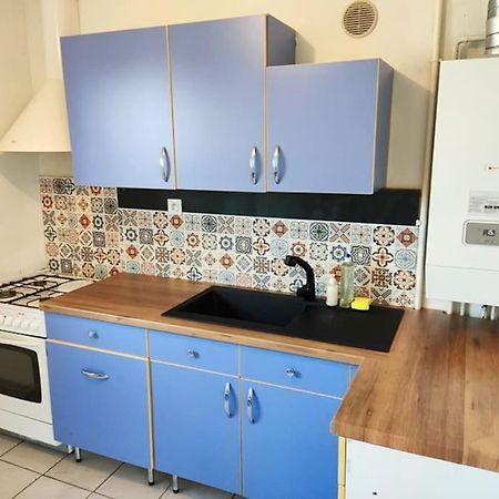 Appartement 76M2 Lumineux Centre Ville Garage Prive 3Ieme Etage Sans Ascenseur Fougères Exteriör bild